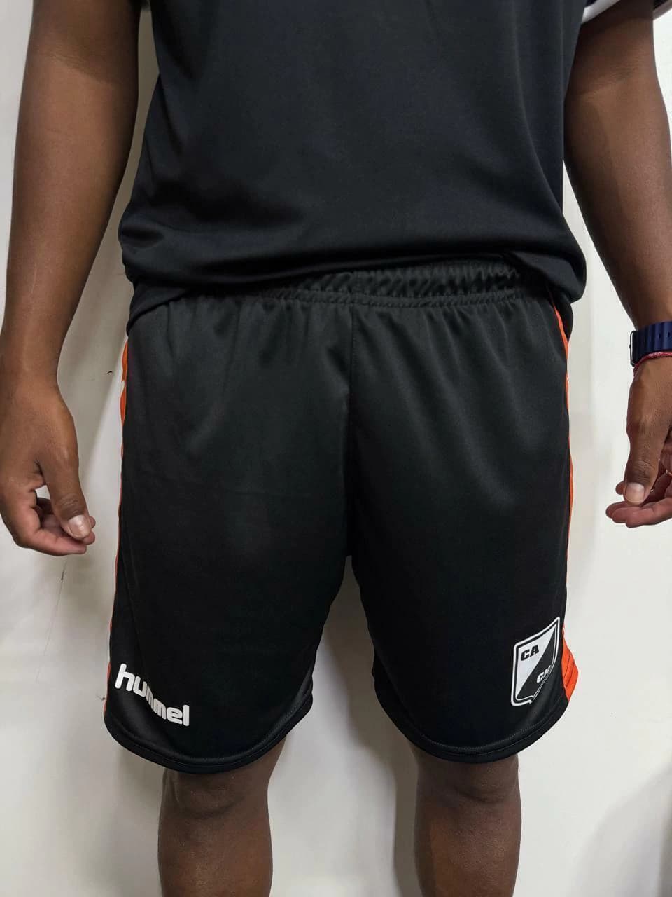 Short Entrenamiento Central Norte Hummel (0600)